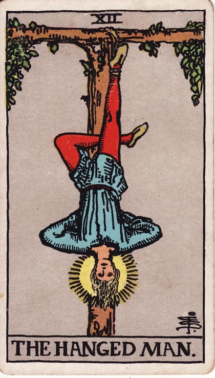 Cartea de tarot Spânzuratul